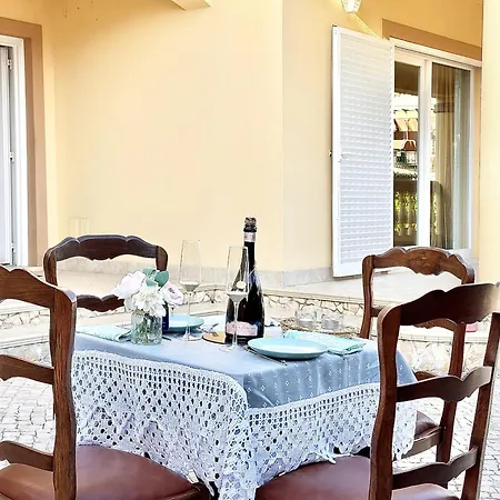 Holiday House Praia D Ana-2